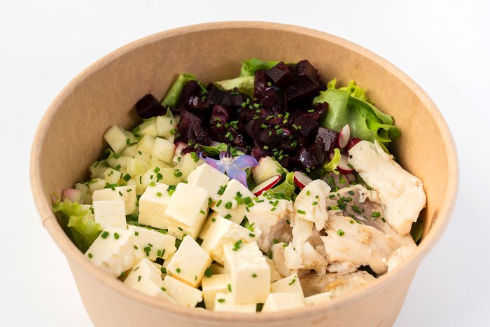 Bovec kitch\'n • Lokaler Sommersalat • Soča Valley Finest